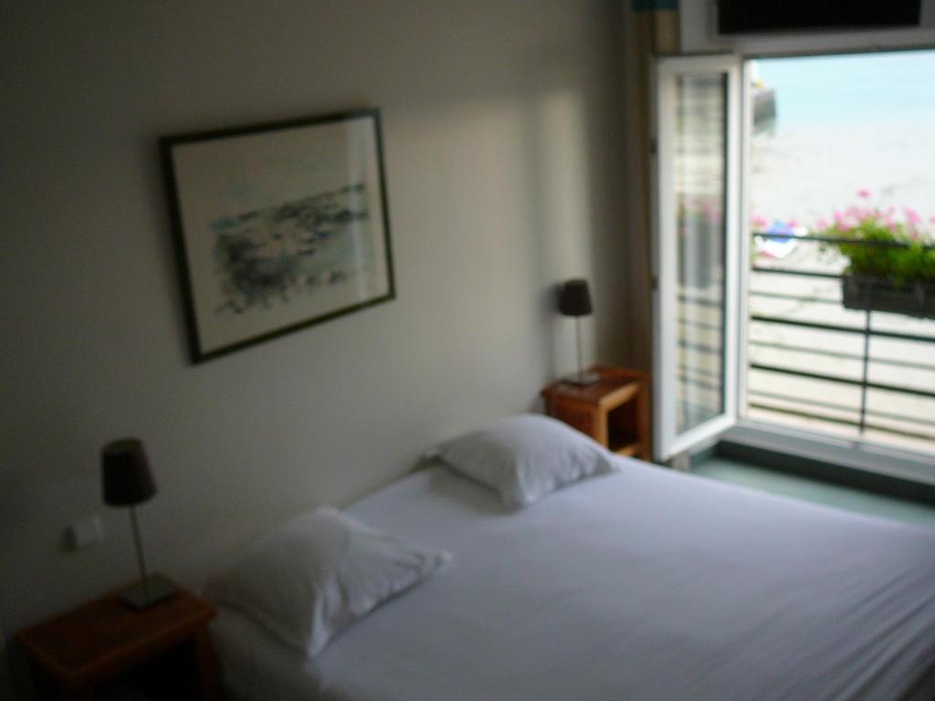 Hotel Le Continental Cancale Camera foto